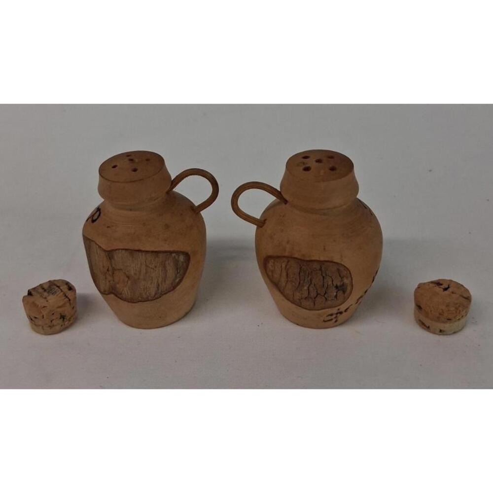 Cherokee Ind. Res. Hand Crafted Wooden Salt & Pepper Shakers VTG 1950-1970 EUC
